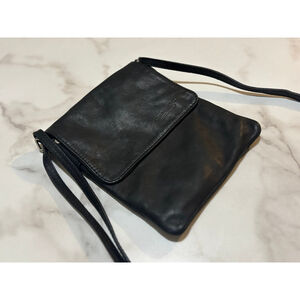 Women Small Genuine Italian Vera Pelle Leather Flap Cross Body Shoulder Bag